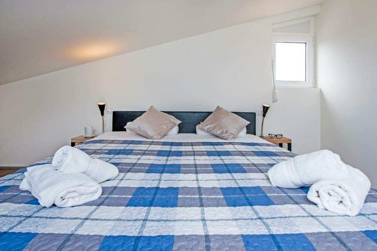 Lakovich Sea View Apartments Rovinj Exterior foto